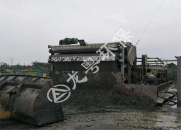 廣東四會河道淤泥干排